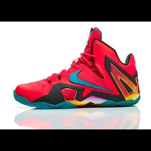LeBron 11 Elite " Hero "